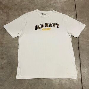 Old Navy Y2K Vintage 06’ White Embroidered Graphic Men's T-Shirt Medium